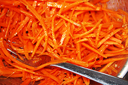 Как приготовить морковку по-корейски дома