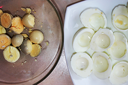 Яйца фаршированные сыром, как приготовить фото
