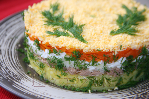 Салат мимоза с картошкой, классический рецепт.