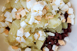 рецепт салата из фасоли и картофеля