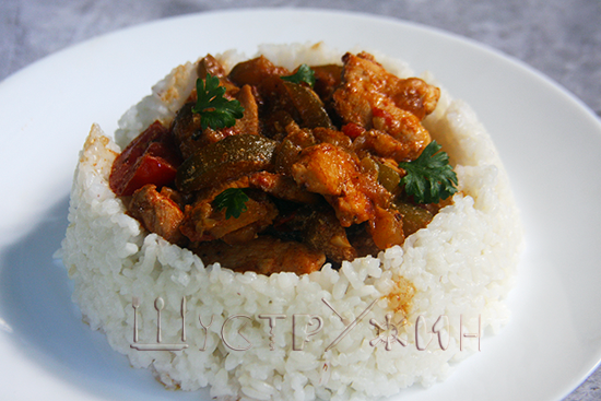 Как приготовить куриную грудку с кабачком.