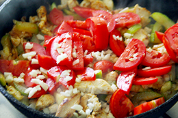 как приготовить рагу из кабачка и курицы, шаг 3