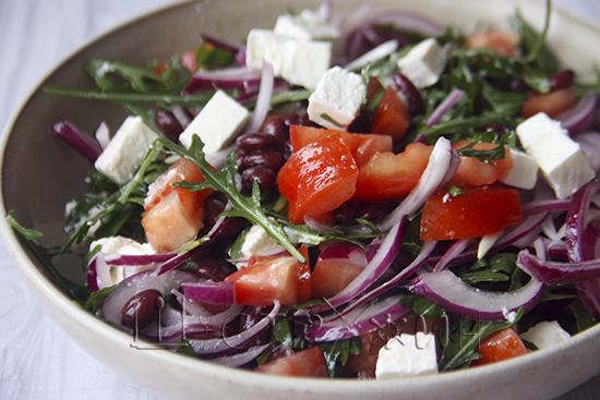 Как приготовить пп салат из фасоли и овощей на ужин.