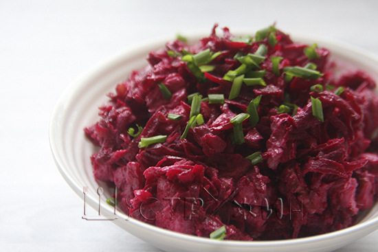 Как приготовить пп салат из свеклы и индейки.